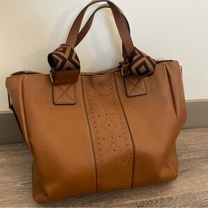 Jessica Simpson Tan Tote with Patterned Handles